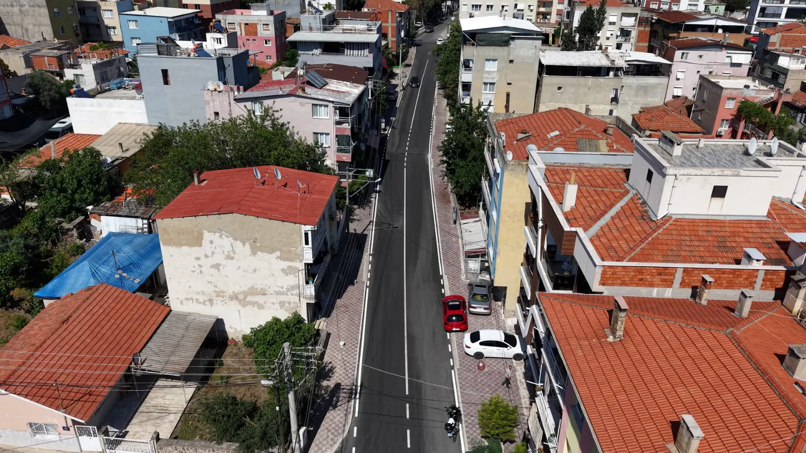BayraklÄ±âda Asfalt SeferberliÄi SÃ¼rÃ¼yor 25 Noktada TamamlandÄ±, 5 Noktada Daha BaÅlÄ±yor (23) kopya-1789629149504.webp